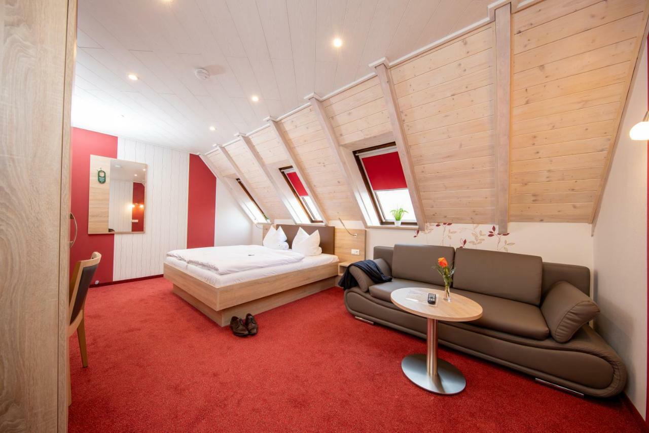 Hotel-Restaurant Straussen Harburg  Bagian luar foto
